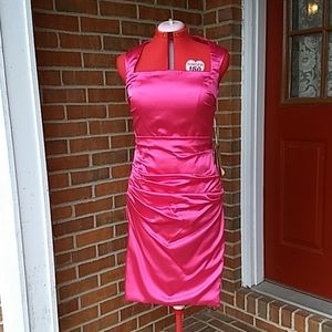 NWT Sz 10 fuchsia satin sleeveless knee length
